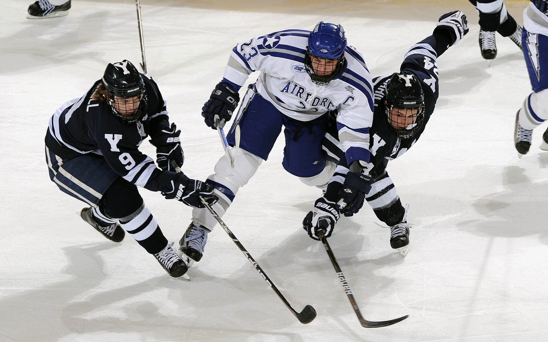 伤病潮袭来!德布劳内、加维、卡瓦哈尔缺席剩余赛季,球队战术布局如何调整?