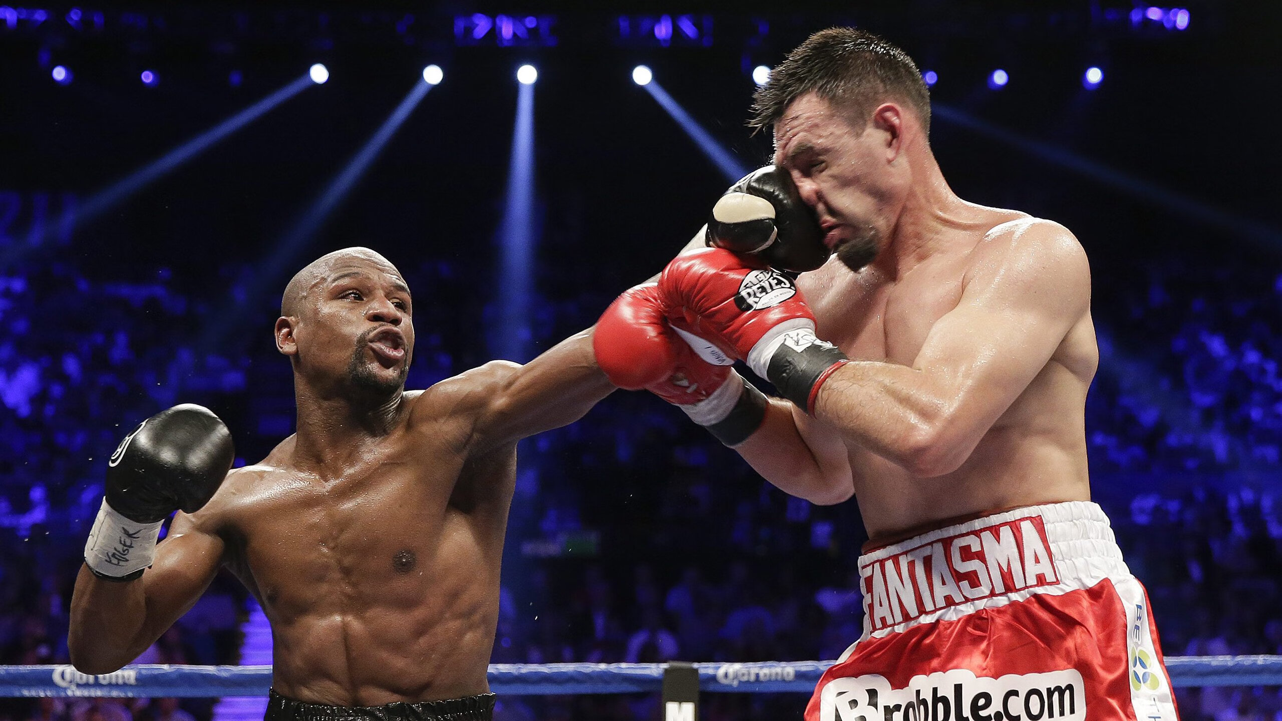 环法自行车赛黄衫易主 山地王赛段惊险反超